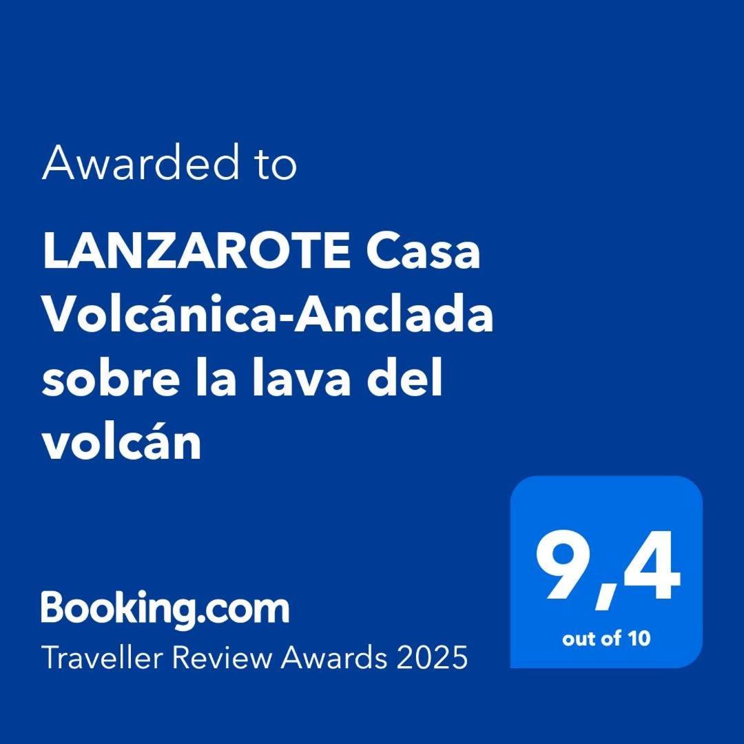 Lanzarote Casa Volcanica-Anclada Sobre La Lava Del Volcan Montana Blanca Kültér fotó